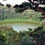 Visite des Tsingy rouges – Déjeuner Chez Mary – Visite de la montagne d’ambre – Nuitée en demi-pension Grand Hôtel. — Montagne d&rsquo;Ambre, Madagascar