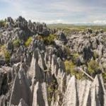 Visite des Tsingy Tsingy – Déjeuner – Visite de Mandresy – Nuitée en demi-pension IBC, Madagascar